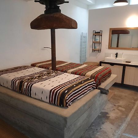 Dormir Au Pressoir Montagnieu  Dış mekan fotoğraf